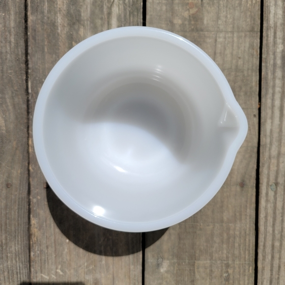 Vtg Glasbake Milk Glass Mixer Bowl Sunbeam - Picture 9 of 14